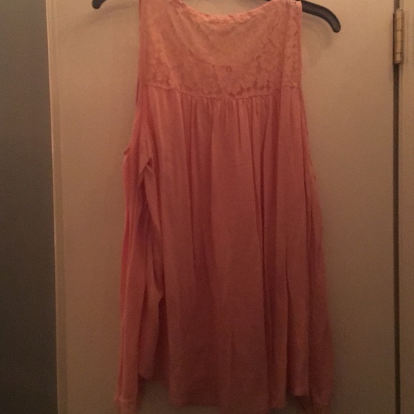 Pink long sleeve blouse with lace - Picture 2 of 2